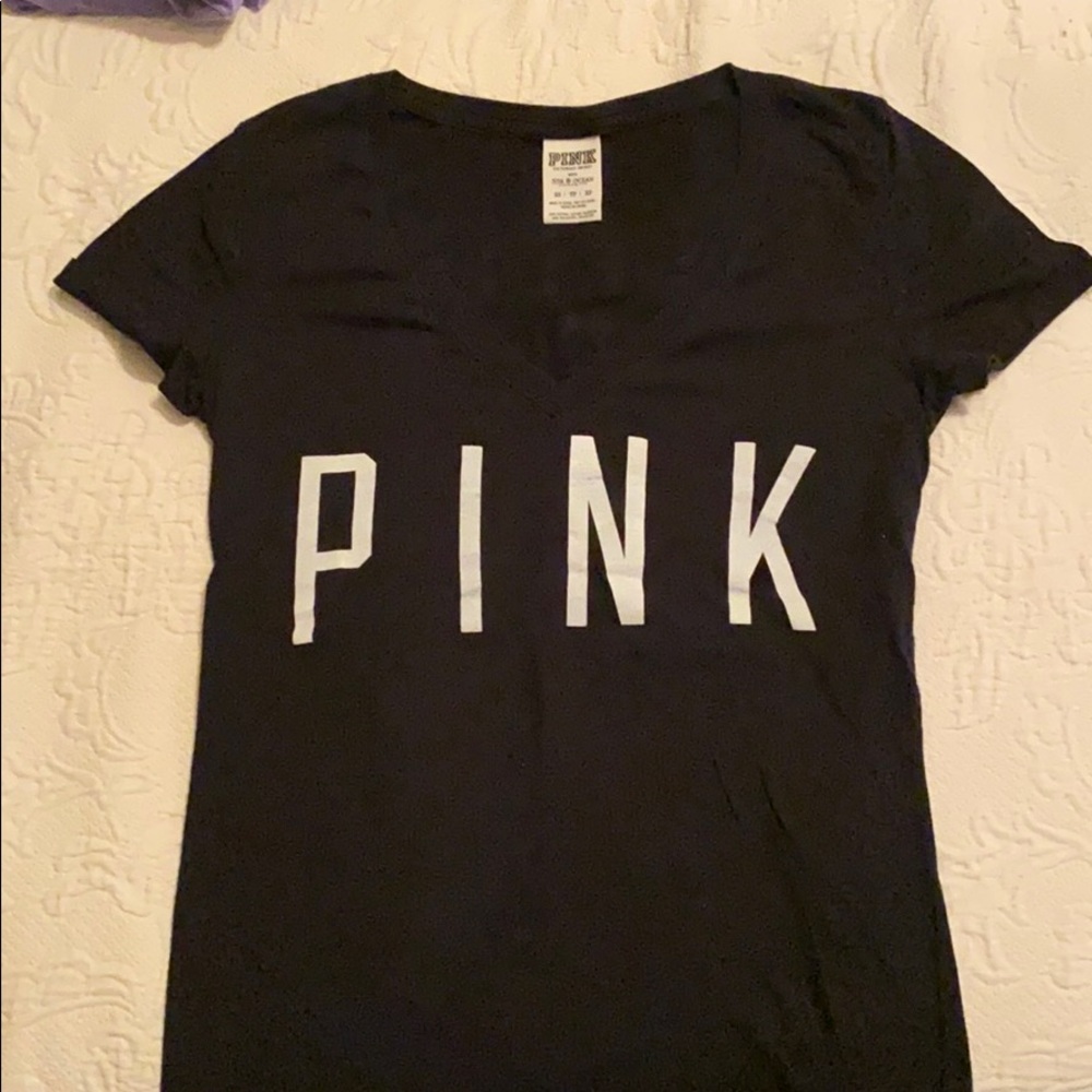 PINK Chicago white Sox Vneck